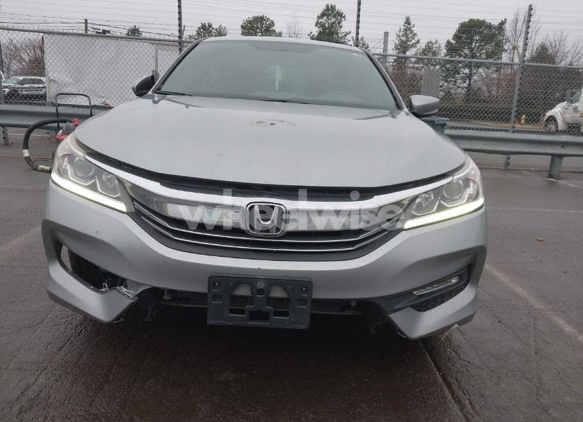 Photo 12 of 2017 Honda Accord SPORT SE (VIN 1HGCR2F12HA053952)