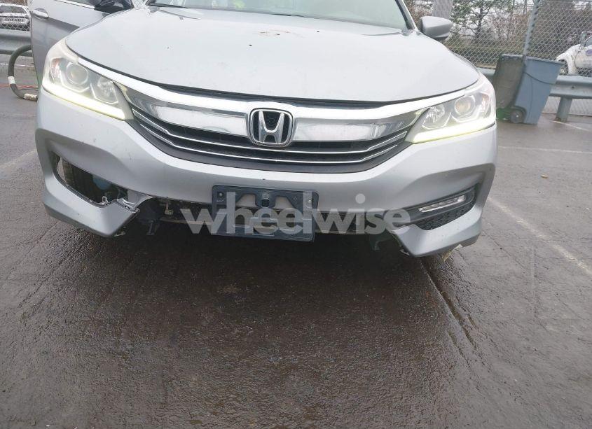 Photo 6 of 2017 Honda Accord SPORT SE (VIN 1HGCR2F12HA053952)