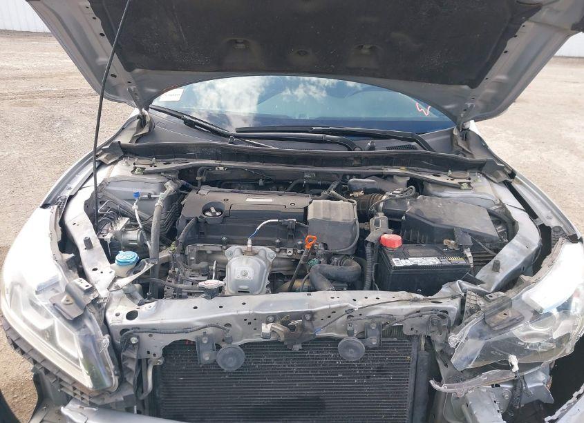 Photo 10 of 2017 Honda Accord SPORT SE (VIN 1HGCR2F12HA077023)