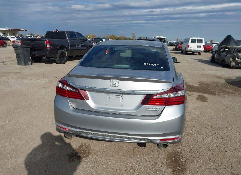 Photo 17 of 2017 Honda Accord SPORT SE (VIN 1HGCR2F12HA077023)