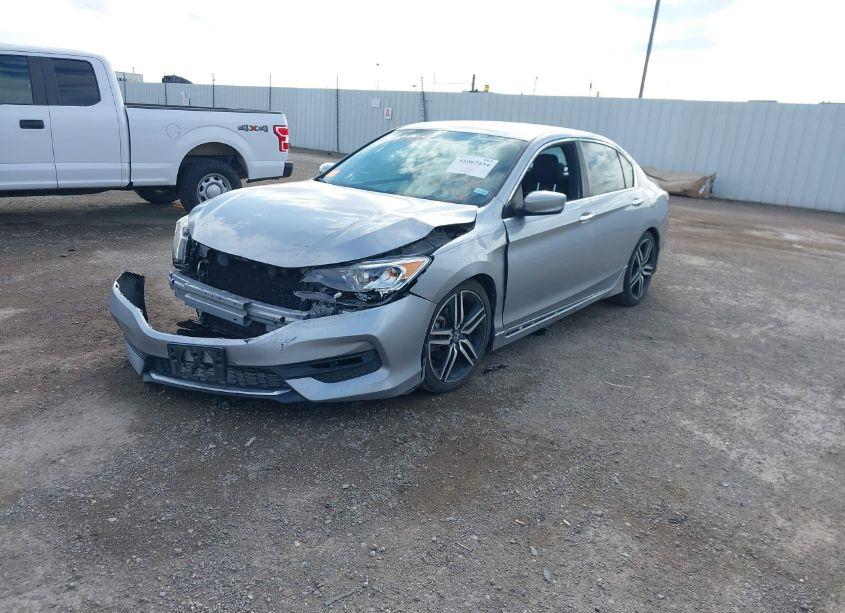 Photo 2 of 2017 Honda Accord SPORT SE (VIN 1HGCR2F12HA077023)