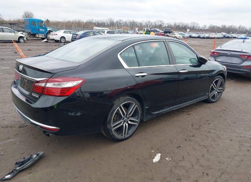 Photo 4 of 2017 Honda Accord SPORT SE (VIN 1HGCR2F12HA108254)