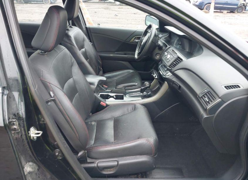 Photo 5 of 2017 Honda Accord SPORT SE (VIN 1HGCR2F12HA108254)