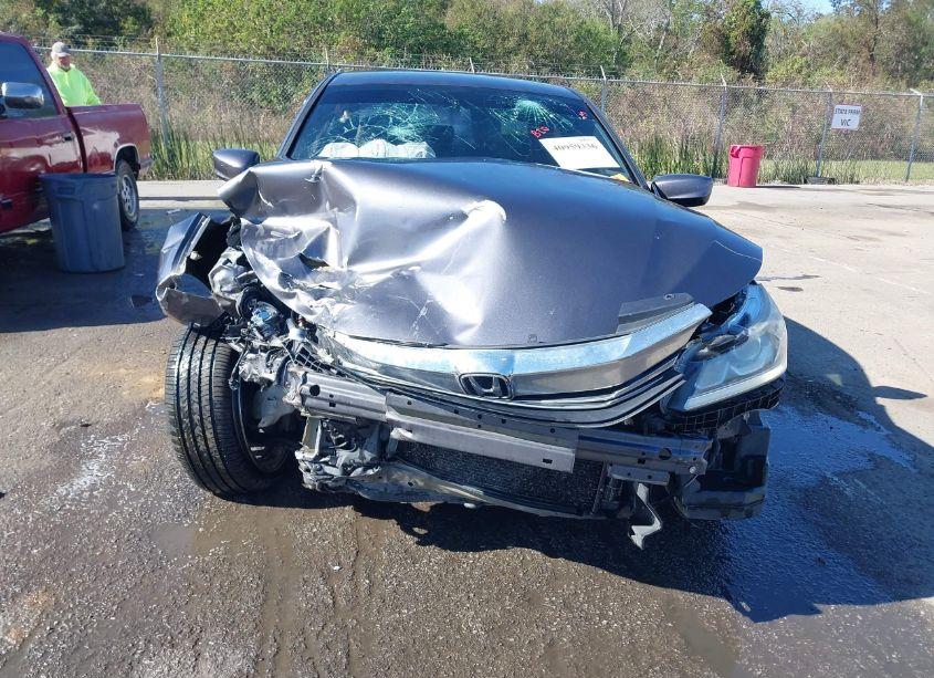 Photo 10 of 2017 Honda Accord SPORT SE (VIN 1HGCR2F12HA112322)