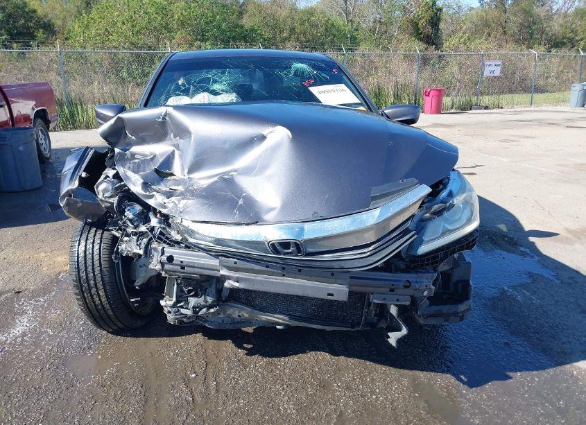 Photo 12 of 2017 Honda Accord SPORT SE (VIN 1HGCR2F12HA112322)