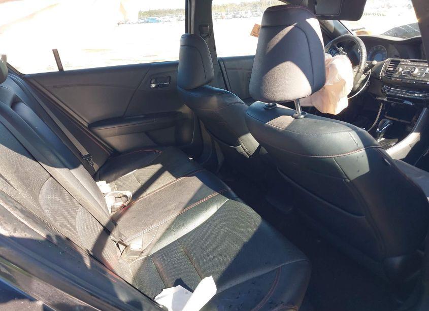 Photo 8 of 2017 Honda Accord SPORT SE (VIN 1HGCR2F12HA112322)