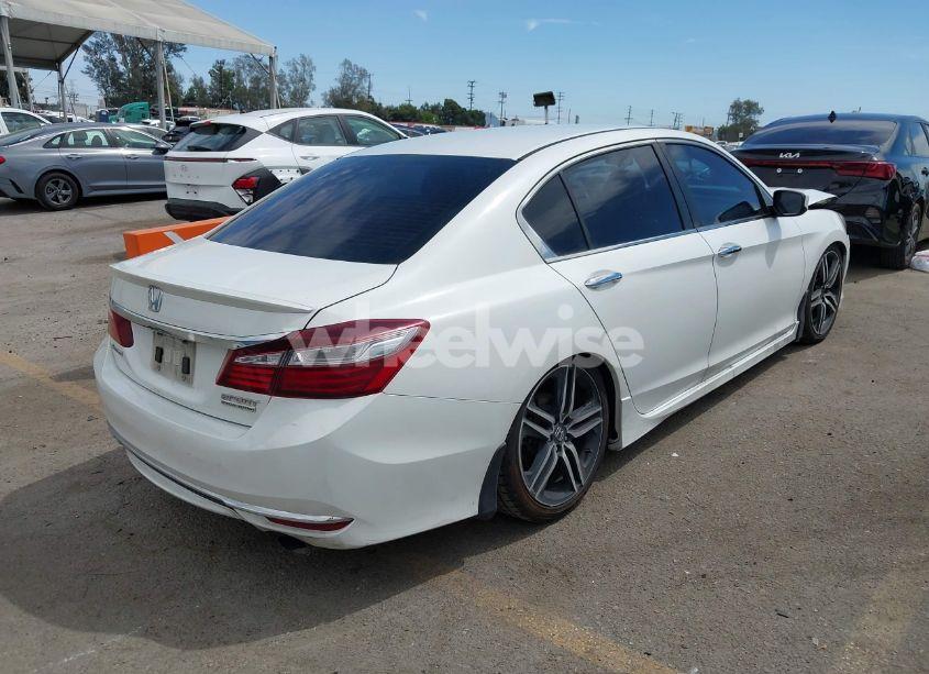 Photo 4 of 2017 Honda Accord SPORT SE (VIN 1HGCR2F12HA126964)