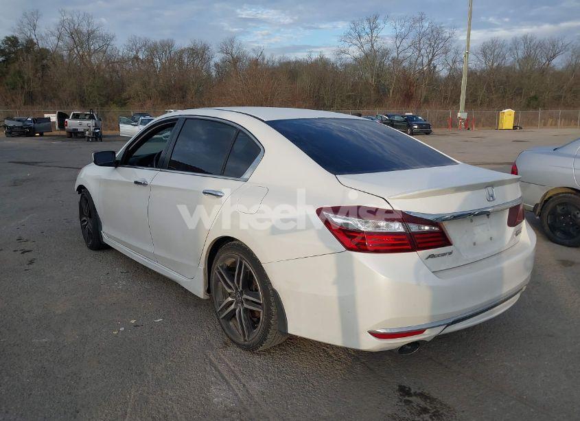 Photo 3 of 2017 Honda Accord SPORT SE (VIN 1HGCR2F12HA128004)