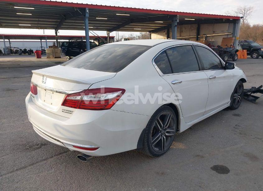 Photo 4 of 2017 Honda Accord SPORT SE (VIN 1HGCR2F12HA128004)