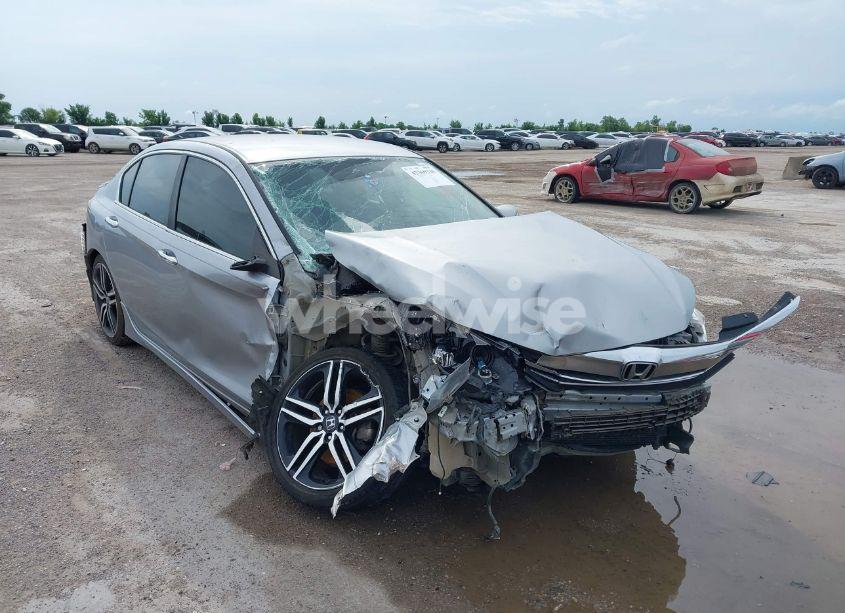 2017 Honda Accord SPORT SE (VIN 1HGCR2F12HA246022) main photo
