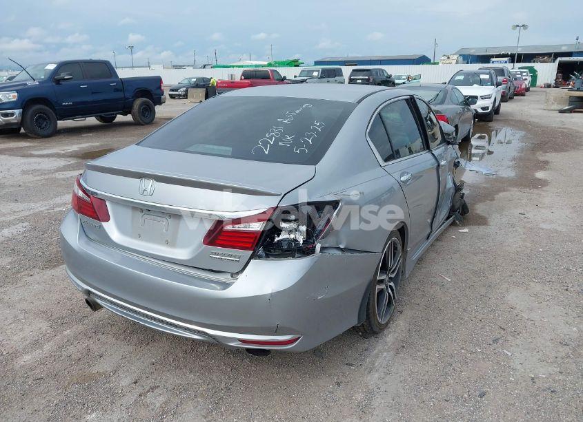 Photo 4 of 2017 Honda Accord SPORT SE (VIN 1HGCR2F12HA246022)