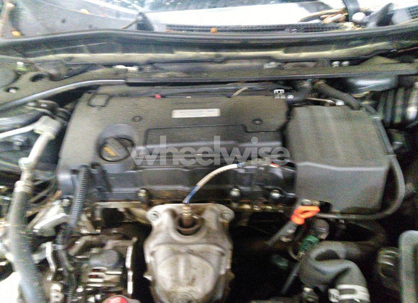 Photo 10 of 2017 Honda Accord SPORT SE (VIN 1HGCR2F12HA280719)