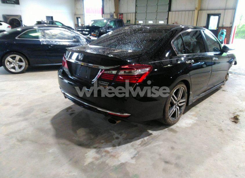 Photo 4 of 2017 Honda Accord SPORT SE (VIN 1HGCR2F12HA280719)