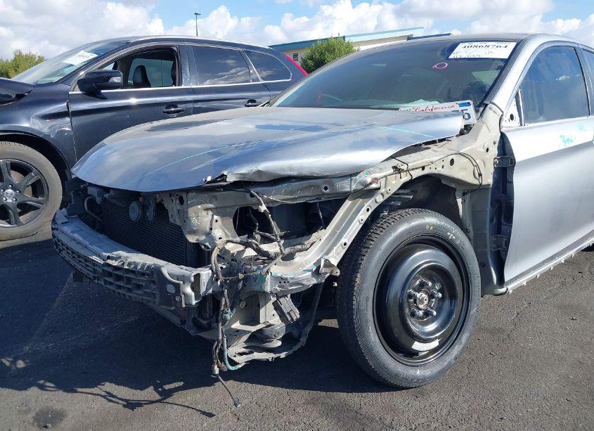 Photo 6 of 2017 Honda Accord SPORT SE (VIN 1HGCR2F13HA051787)