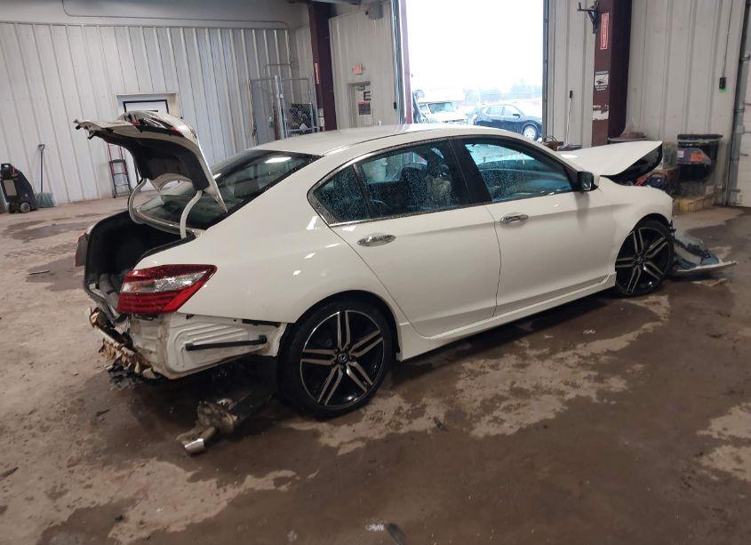 Photo 4 of 2017 Honda Accord SPORT SE (VIN 1HGCR2F13HA058996)