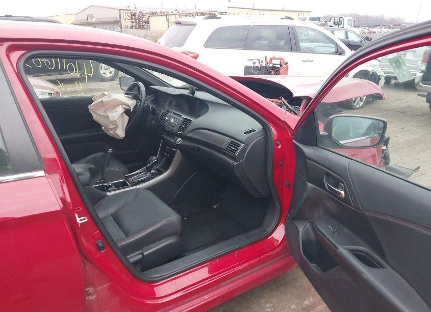 Photo 5 of 2017 Honda Accord SPORT SE (VIN 1HGCR2F13HA062868)