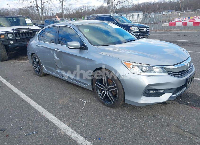 2017 Honda Accord SPORT SE (VIN 1HGCR2F13HA073563) main photo