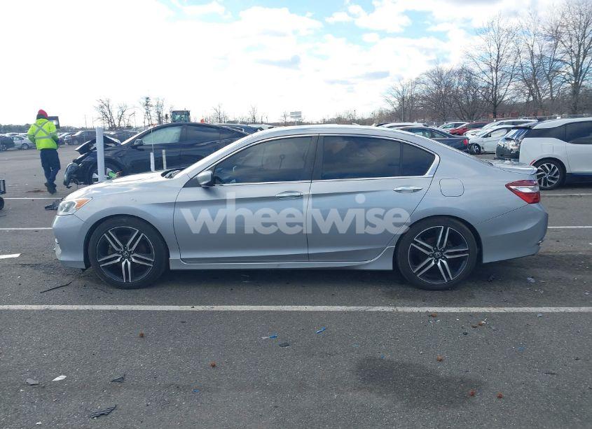 Photo 14 of 2017 Honda Accord SPORT SE (VIN 1HGCR2F13HA073563)