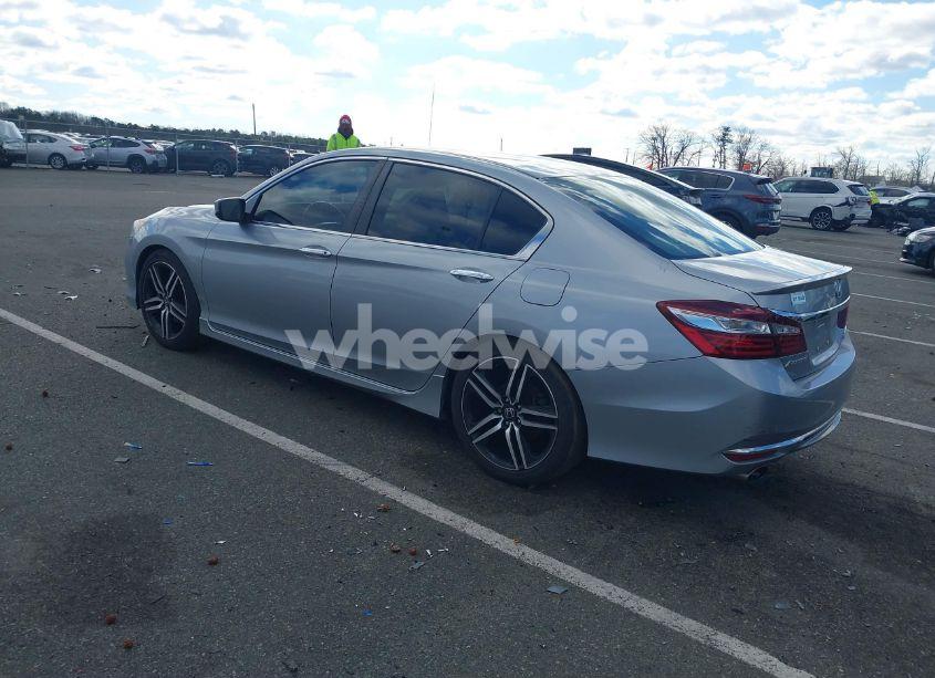 Photo 3 of 2017 Honda Accord SPORT SE (VIN 1HGCR2F13HA073563)