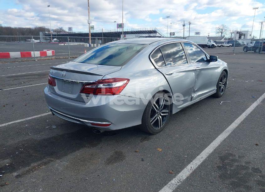 Photo 4 of 2017 Honda Accord SPORT SE (VIN 1HGCR2F13HA073563)