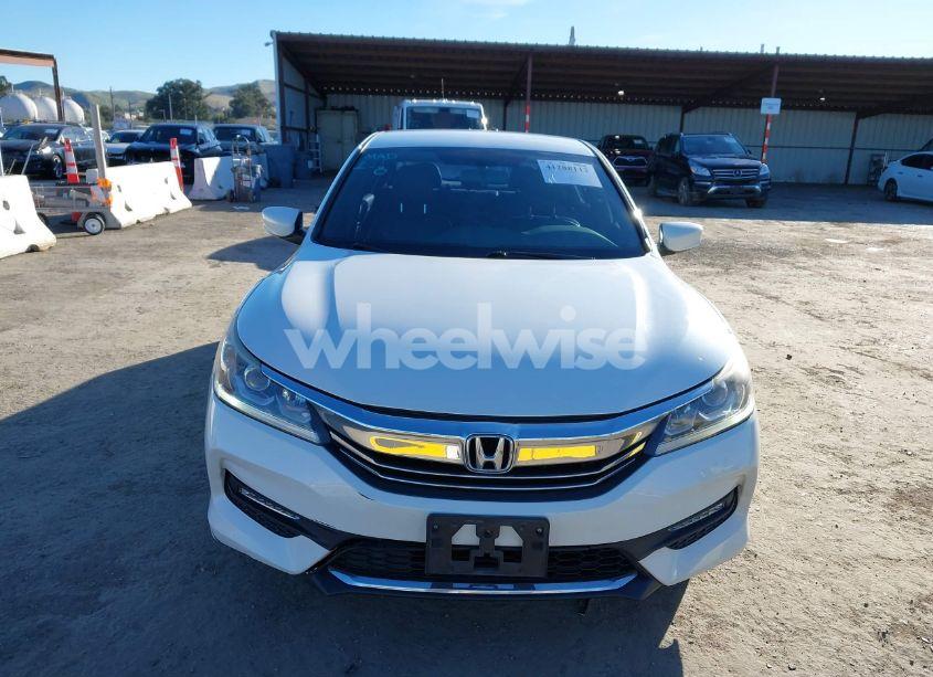 Photo 12 of 2017 Honda Accord SPORT SE (VIN 1HGCR2F13HA237619)