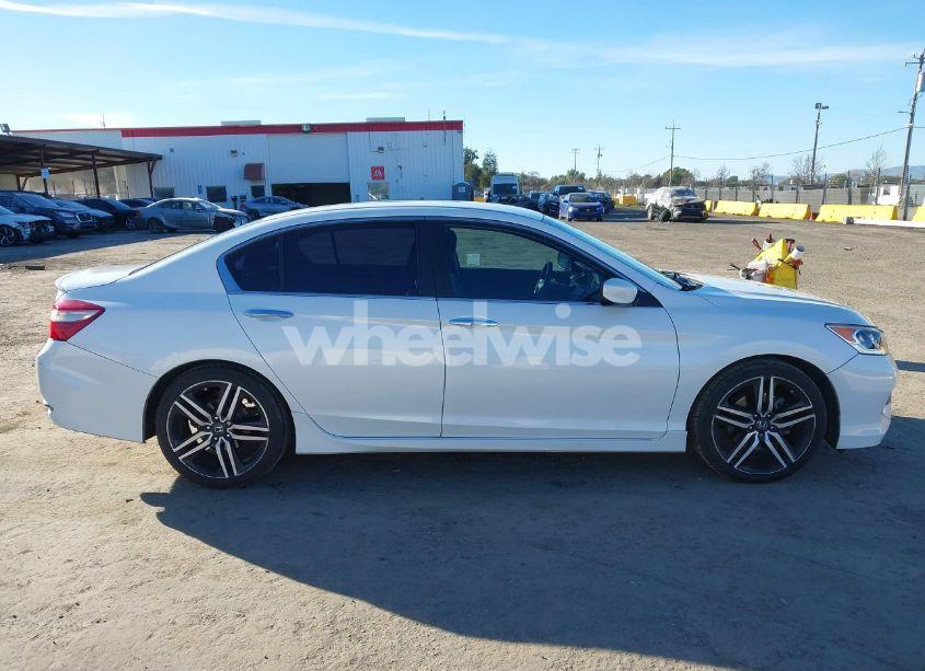 Photo 13 of 2017 Honda Accord SPORT SE (VIN 1HGCR2F13HA237619)