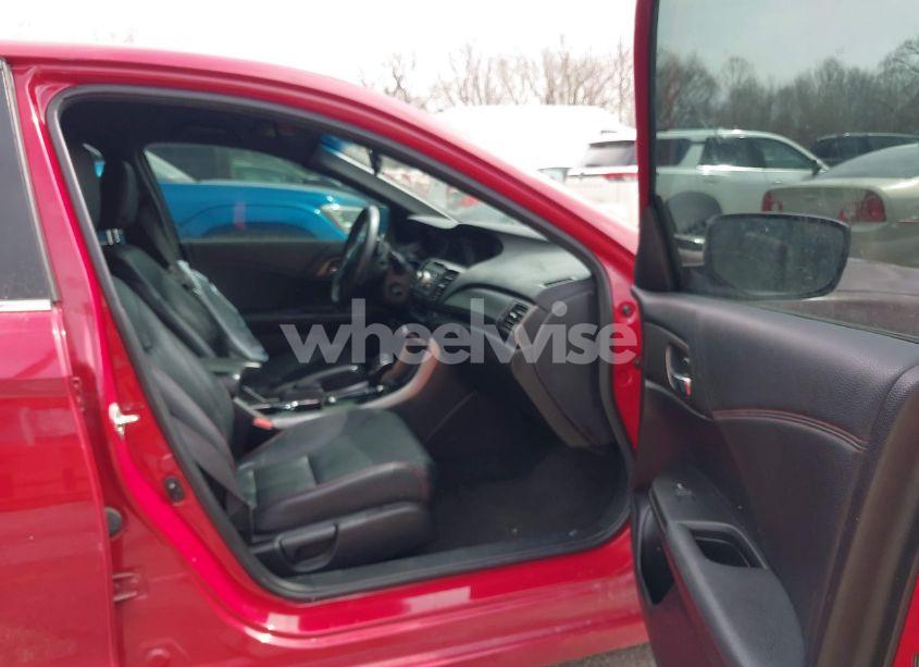 Photo 5 of 2017 Honda Accord SPORT SE (VIN 1HGCR2F13HA276386)