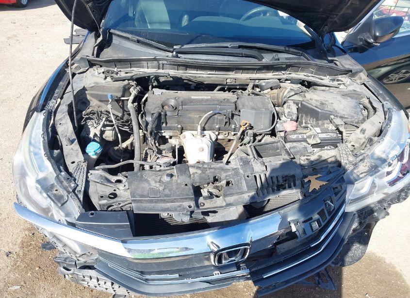 Photo 10 of 2017 Honda Accord SPORT SE (VIN 1HGCR2F14HA021651)