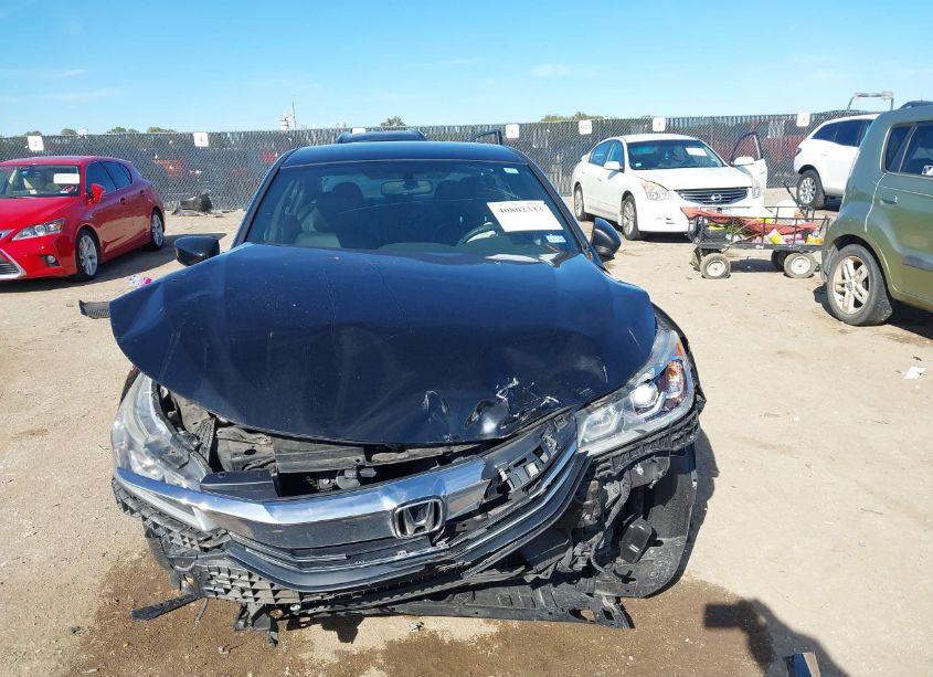 Photo 12 of 2017 Honda Accord SPORT SE (VIN 1HGCR2F14HA021651)