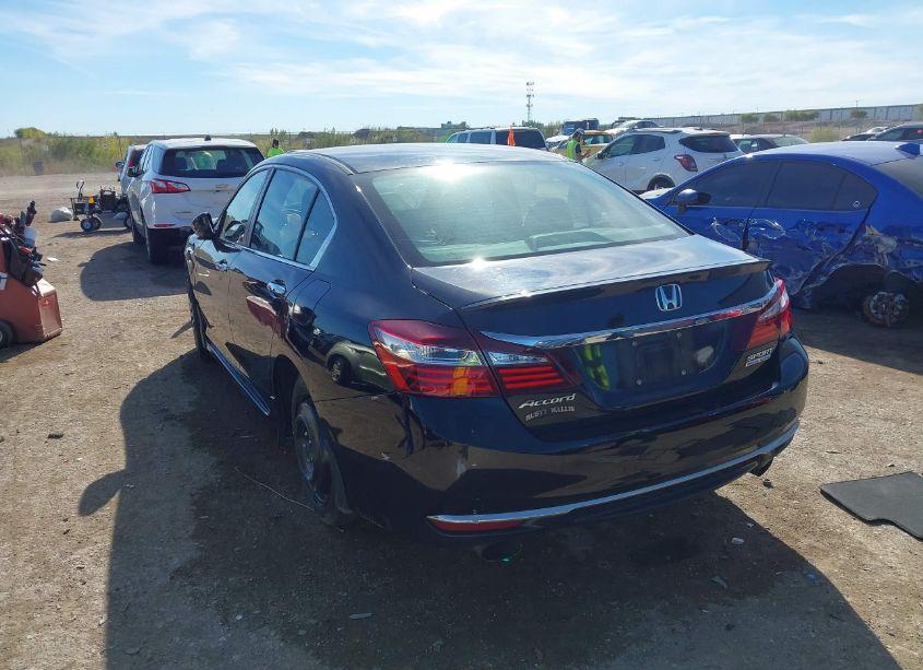 Photo 3 of 2017 Honda Accord SPORT SE (VIN 1HGCR2F14HA021651)