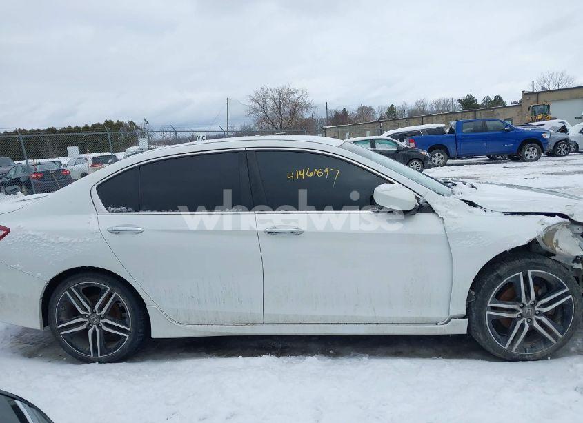 Photo 13 of 2017 Honda Accord SPORT SE (VIN 1HGCR2F14HA031192)