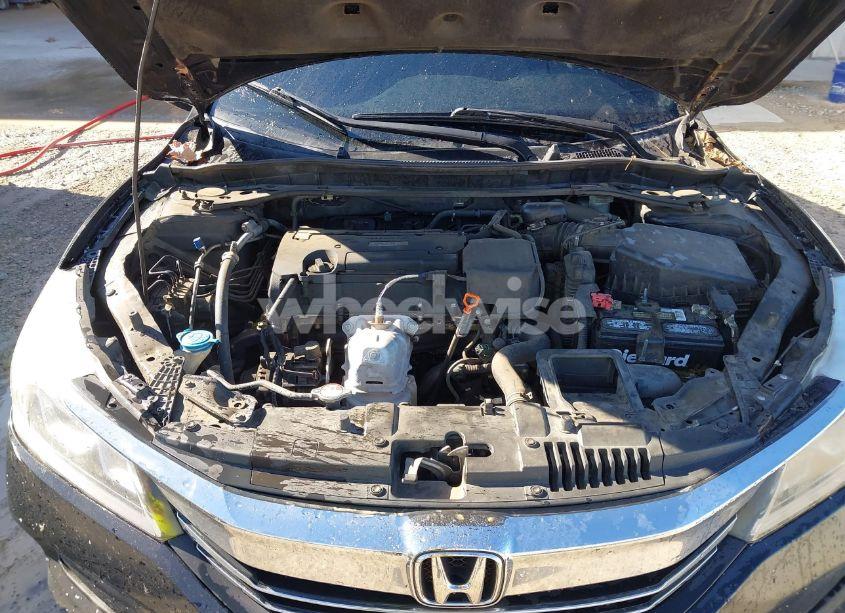 Photo 10 of 2017 Honda Accord SPORT SE (VIN 1HGCR2F14HA066251)