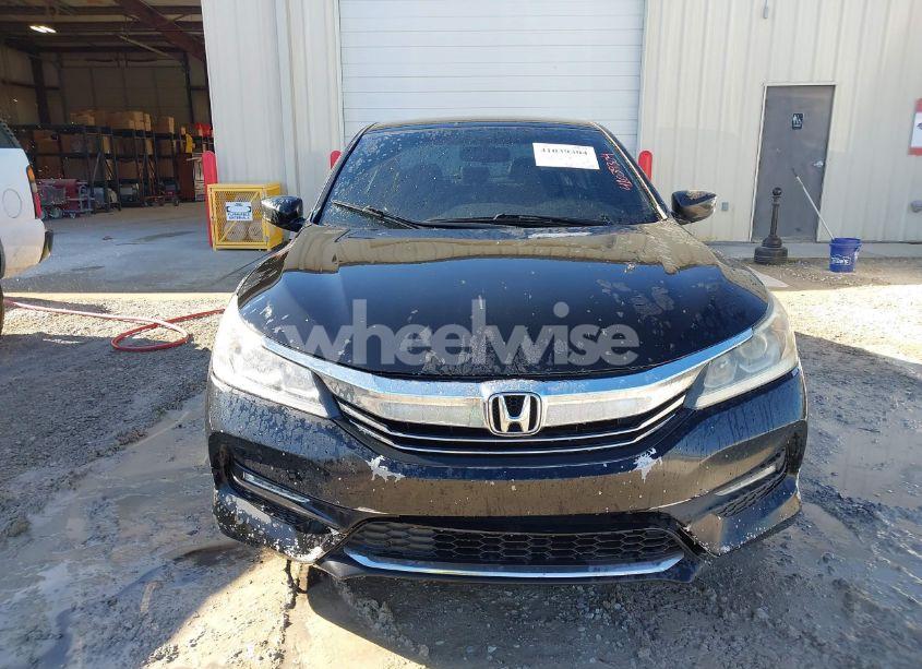 Photo 12 of 2017 Honda Accord SPORT SE (VIN 1HGCR2F14HA066251)