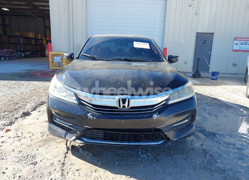 Photo 6 of 2017 Honda Accord SPORT SE (VIN 1HGCR2F14HA066251)