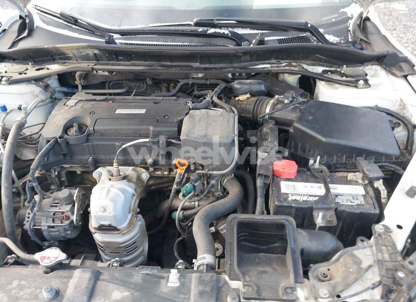 Photo 10 of 2017 Honda Accord SPORT SE (VIN 1HGCR2F14HA090131)