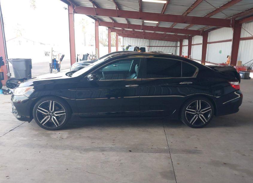 Photo 14 of 2017 Honda Accord SPORT SE (VIN 1HGCR2F14HA124455)