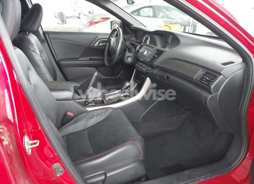 Photo 5 of 2017 Honda Accord SPORT SE (VIN 1HGCR2F14HA142261)