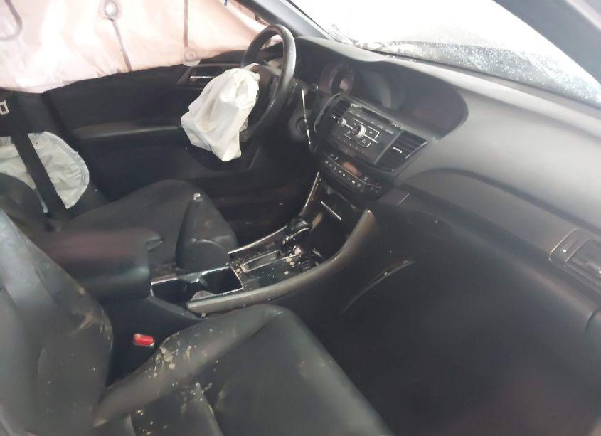 Photo 5 of 2017 Honda Accord SPORT SE (VIN 1HGCR2F14HA173235)