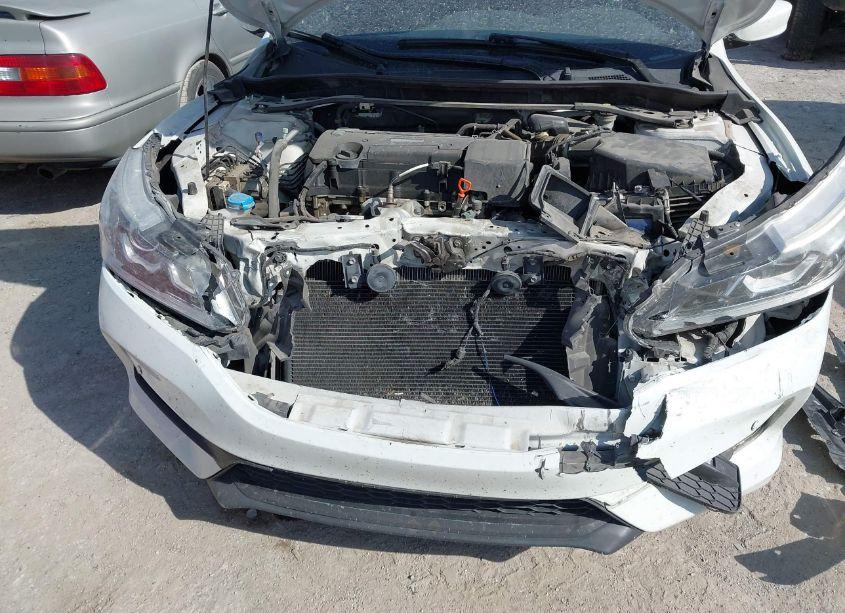 Photo 6 of 2017 Honda Accord SPORT SE (VIN 1HGCR2F14HA196479)