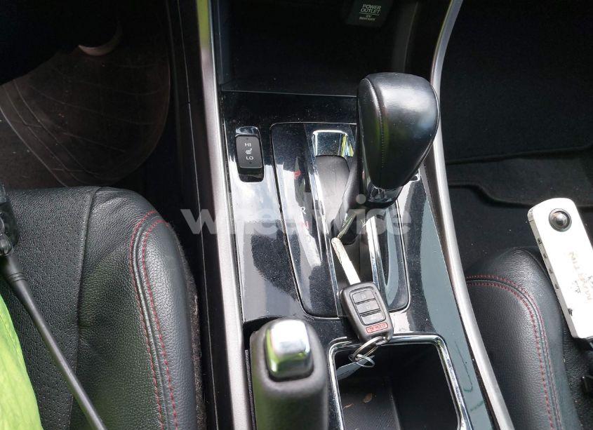 Photo 11 of 2017 Honda Accord SPORT SE (VIN 1HGCR2F14HA240660)