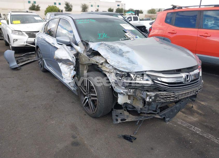 Photo 14 of 2017 Honda Accord SPORT SE (VIN 1HGCR2F14HA240660)