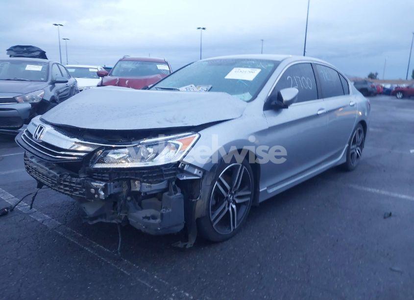 Photo 2 of 2017 Honda Accord SPORT SE (VIN 1HGCR2F14HA240660)