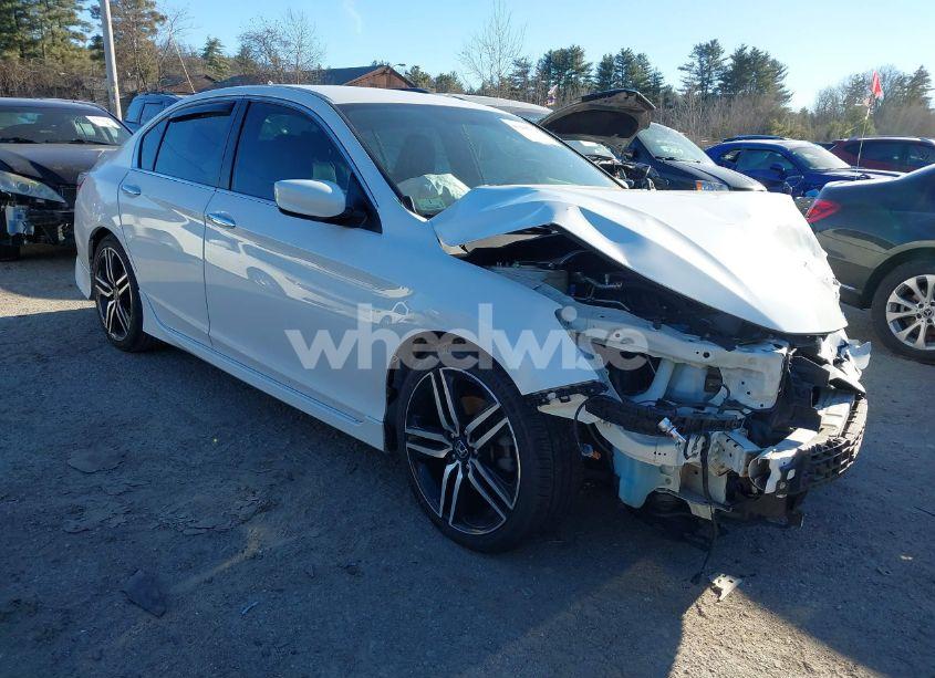 2017 Honda Accord SPORT SE (VIN 1HGCR2F15HA018337) main photo