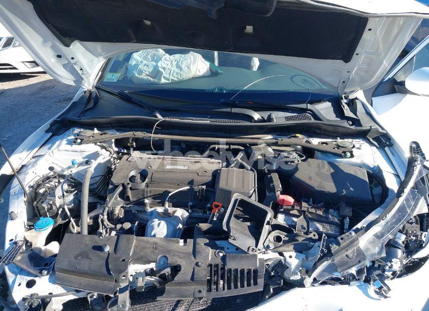 Photo 10 of 2017 Honda Accord SPORT SE (VIN 1HGCR2F15HA018337)