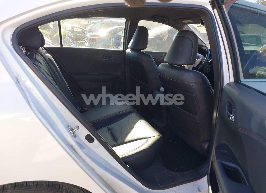 Photo 8 of 2017 Honda Accord SPORT SE (VIN 1HGCR2F15HA018337)