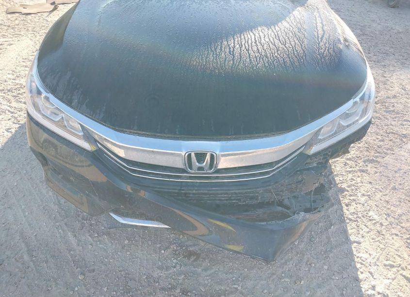 Photo 13 of 2017 Honda Accord SPORT SE (VIN 1HGCR2F15HA166326)