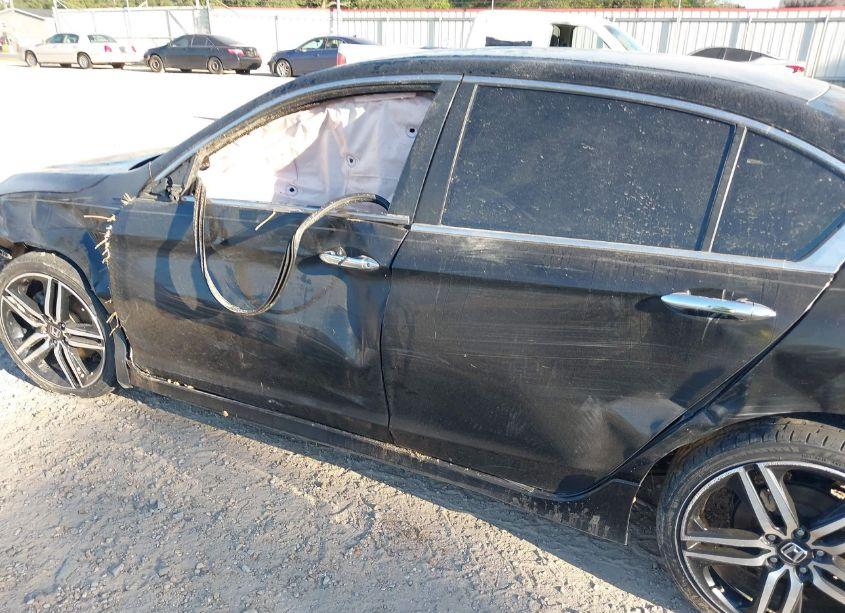 Photo 6 of 2017 Honda Accord SPORT SE (VIN 1HGCR2F15HA166326)