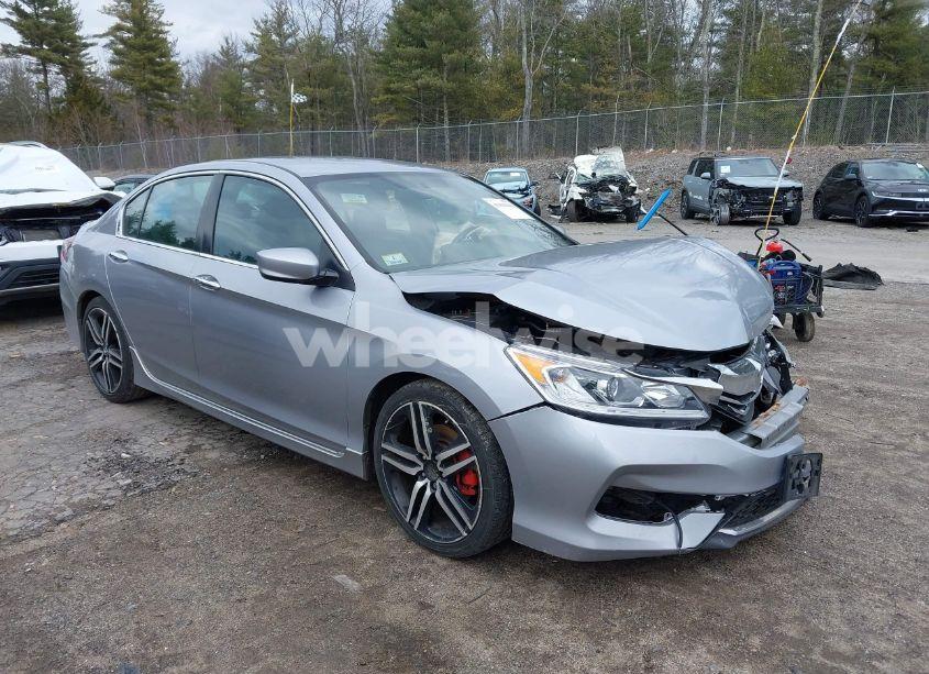 2017 Honda Accord SPORT SE (VIN 1HGCR2F15HA240649) main photo