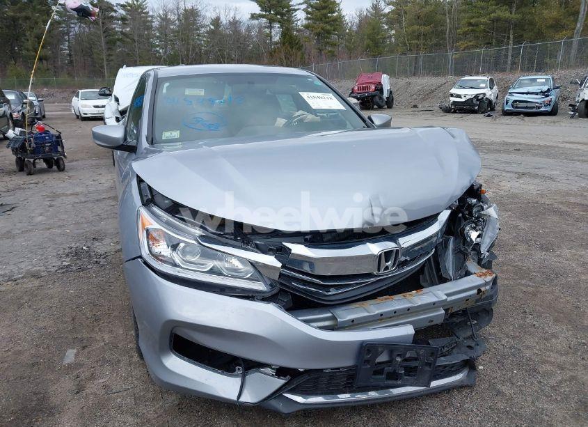 Photo 12 of 2017 Honda Accord SPORT SE (VIN 1HGCR2F15HA240649)