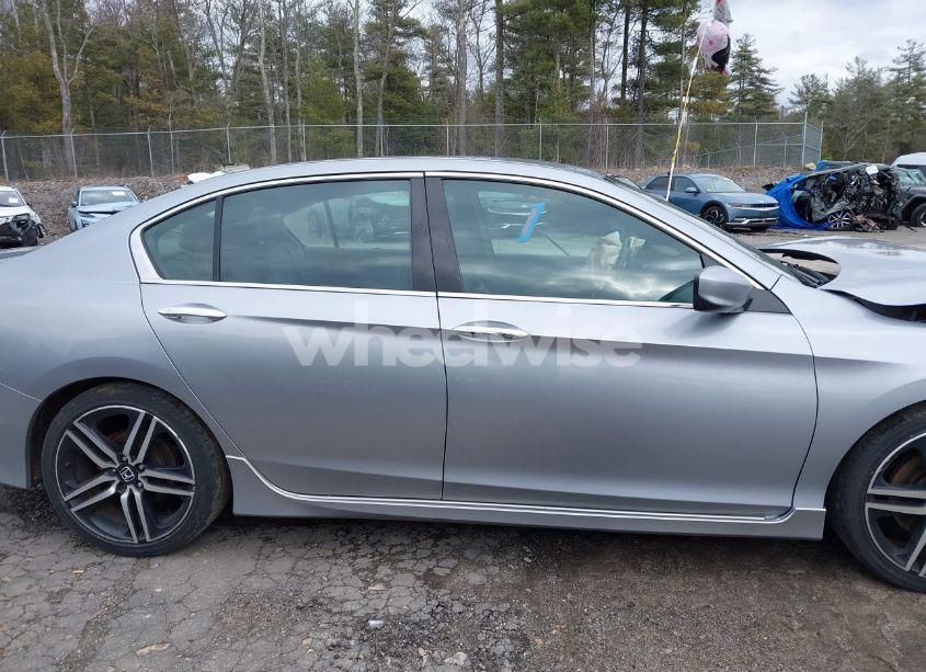 Photo 14 of 2017 Honda Accord SPORT SE (VIN 1HGCR2F15HA240649)